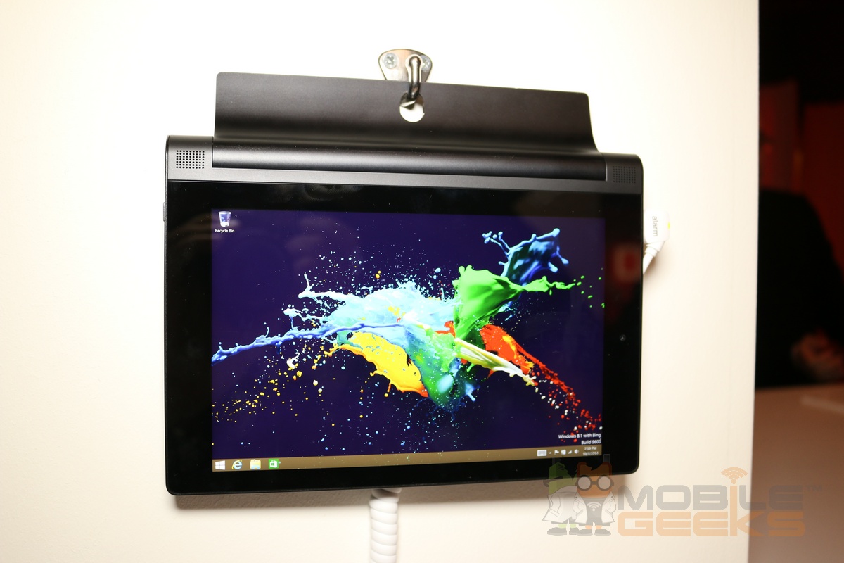 Lenovo Yoga Tablet 2 8 - Hang Mode