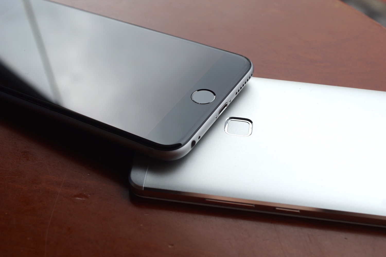 iPhone 6 Plus Touch ID Huawei Ascend Mate 7 Fingerabdrucksensor