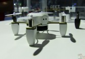 Zeno Mini Drohne im Hands On auf der CES