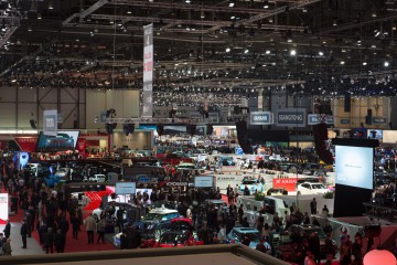 Volle Hallen und reges Interesse beim Genfer Auto-Salon 2015