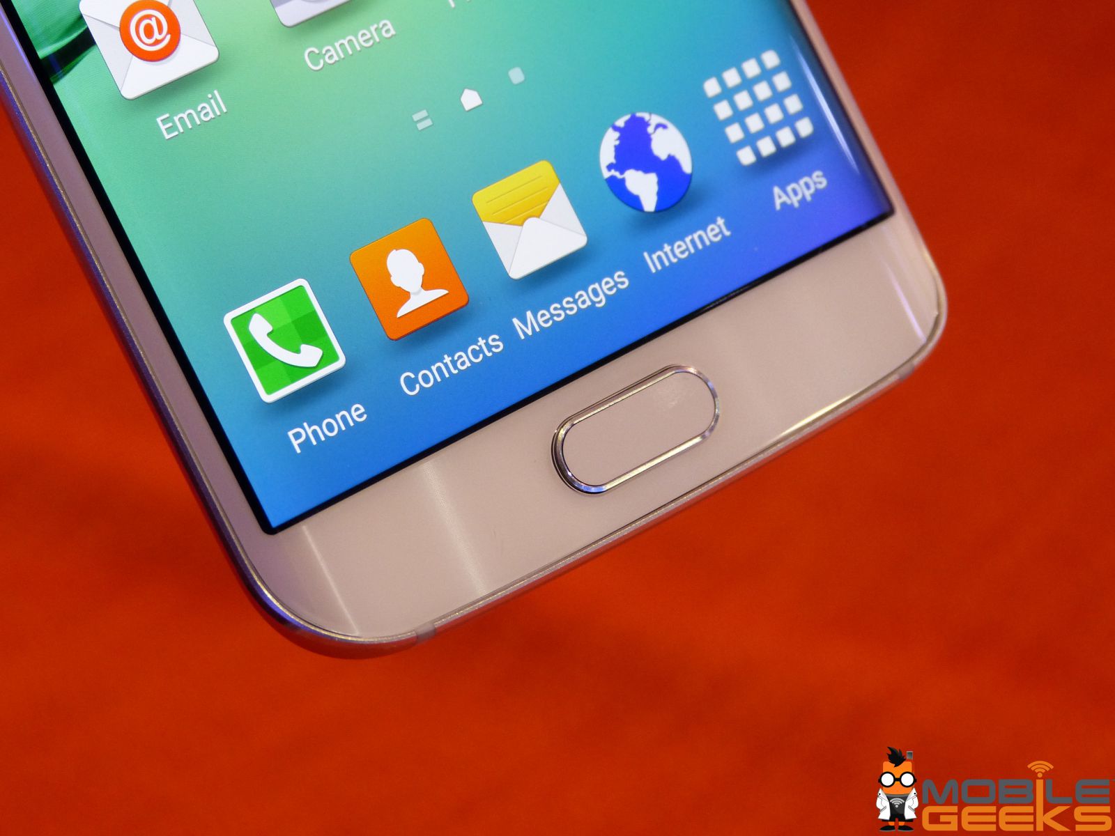 Vorderseite und Homebutton des Samsung Galaxy S6 edge