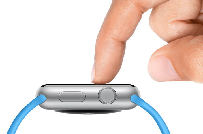 Die Abbildung zeigt eine "Apple Watch Sport" von der Seite, wobei ein Finger den Bildschirm berührt.
