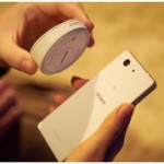 Sony "LED Light Bulb Speaker": Paarung der Fernbedienung mittels NFC.