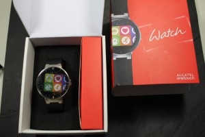 Alcatel One Touch Watch - Unpacking