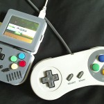 Pi-Boy Classic neben SNES-Controller