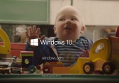 Windows 10 Werbung mit ganz viel suessen Babies – The future starts now