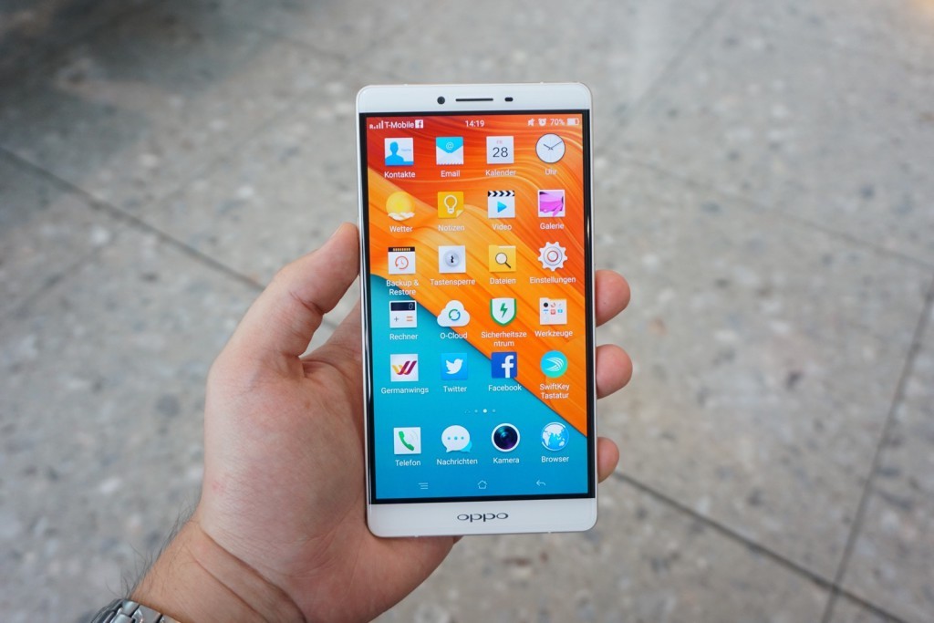 OPPO R7 Unboxing 12