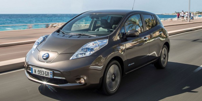 der Nissan leaf kommt ab 2016 mit einer 30 kWh-Batterie und einer elektrischen Reichweite von 250 km.