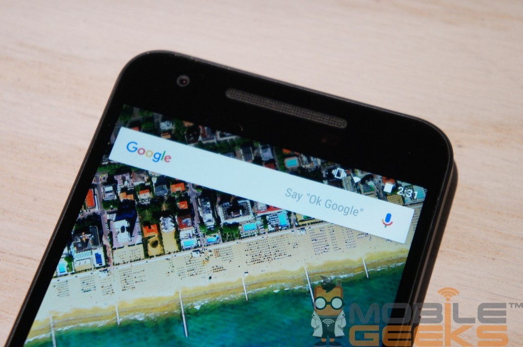 Nexus 5X von vorn, obere Hälfte mit Blick aufs Display