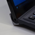 Dell XPS 12 - Blick auf die Haltevorrichtung
