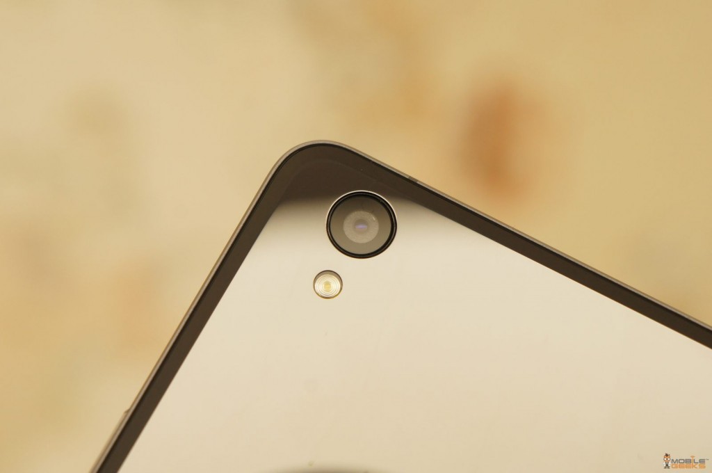 OnePlus X - Blick auf die Hauptkamera
