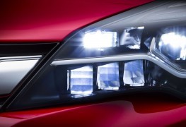 Ausgezeichnete LED-Scheinwerfer: Opel IntelliLux!