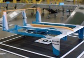 Jeremy Clarkson stellt neue Amazon Prime Air Drohne vor