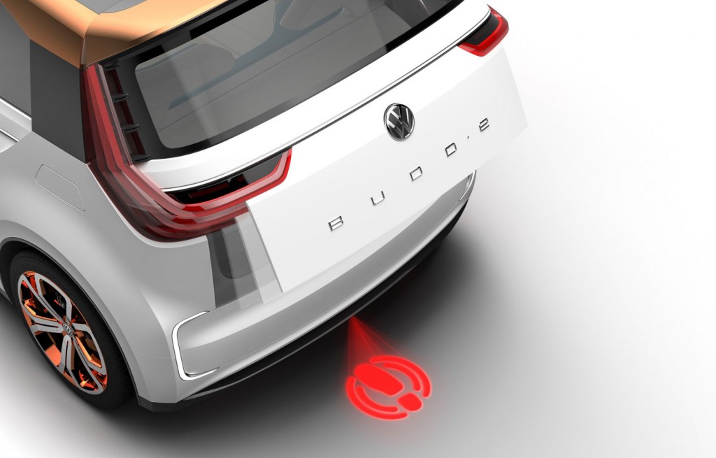 Volkswagen BUDD-e Kofferraum öffnen per Gestensteuerung