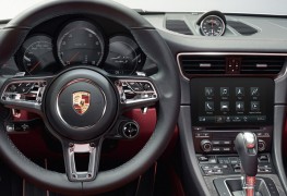 Porsche 911 Turbo S im Test: Fahrspaß pur & Apple CarPlay