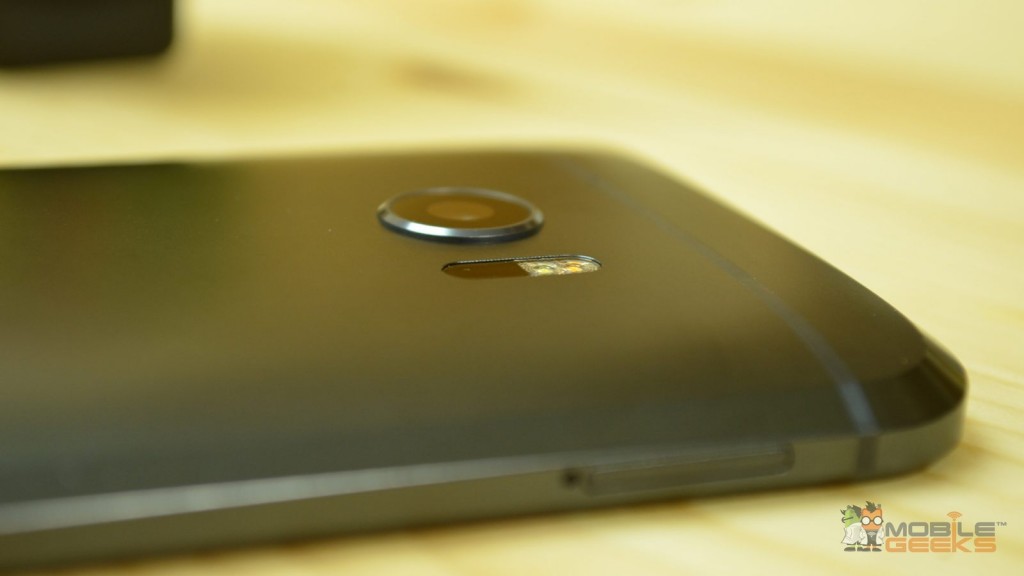 HTC 10 Rückseite, Blick auf die Kamera