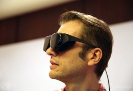 V One: Bequeme VR-Brille mit hoher Auflösung bald auf Kickstarter