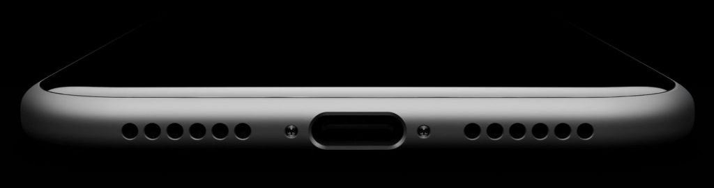 Apple iPhone 8 von unten mit USB Typ-C-Anschluss