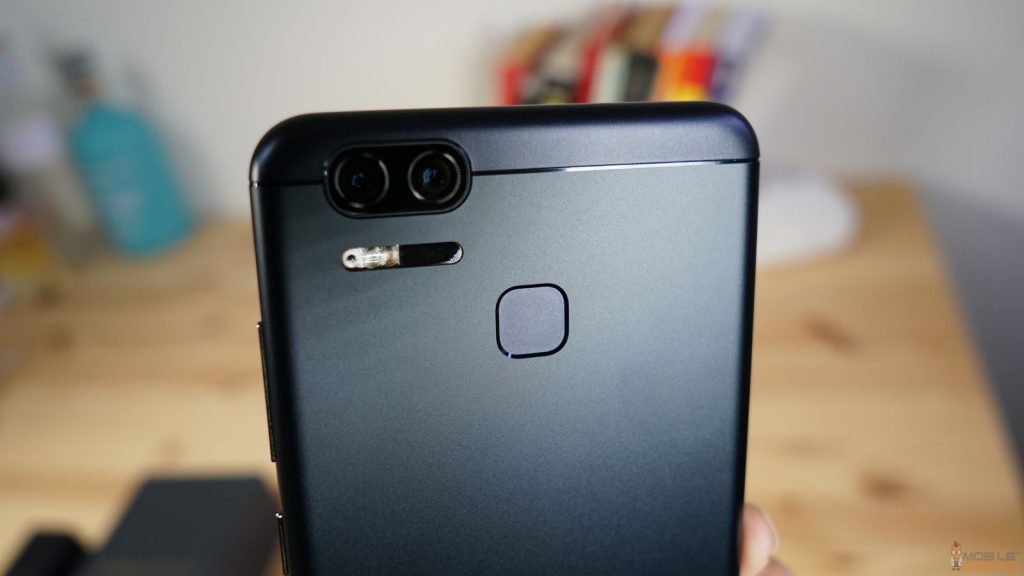 ASUS Zenfone 3 Zoom Rückseite mit Kamera und Fingerabdrucksensor