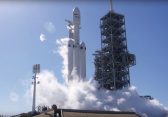 Livestream: SpaceX „Falcon Heavy“ mit Tesla Roadster hebt heute ab