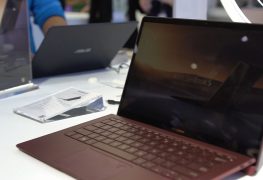 ASUS ZenBook S UX391: Notebook mit Aufstell-Scharnier im Hands on-Video