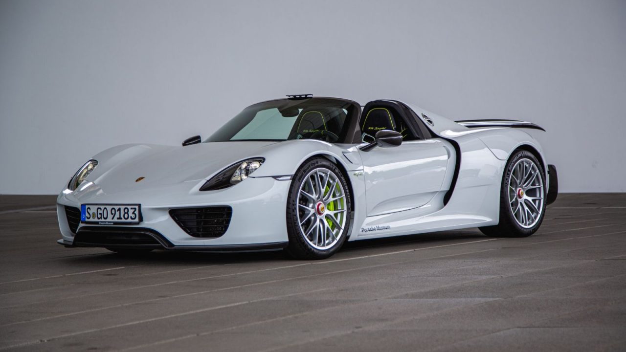 Porsche 918