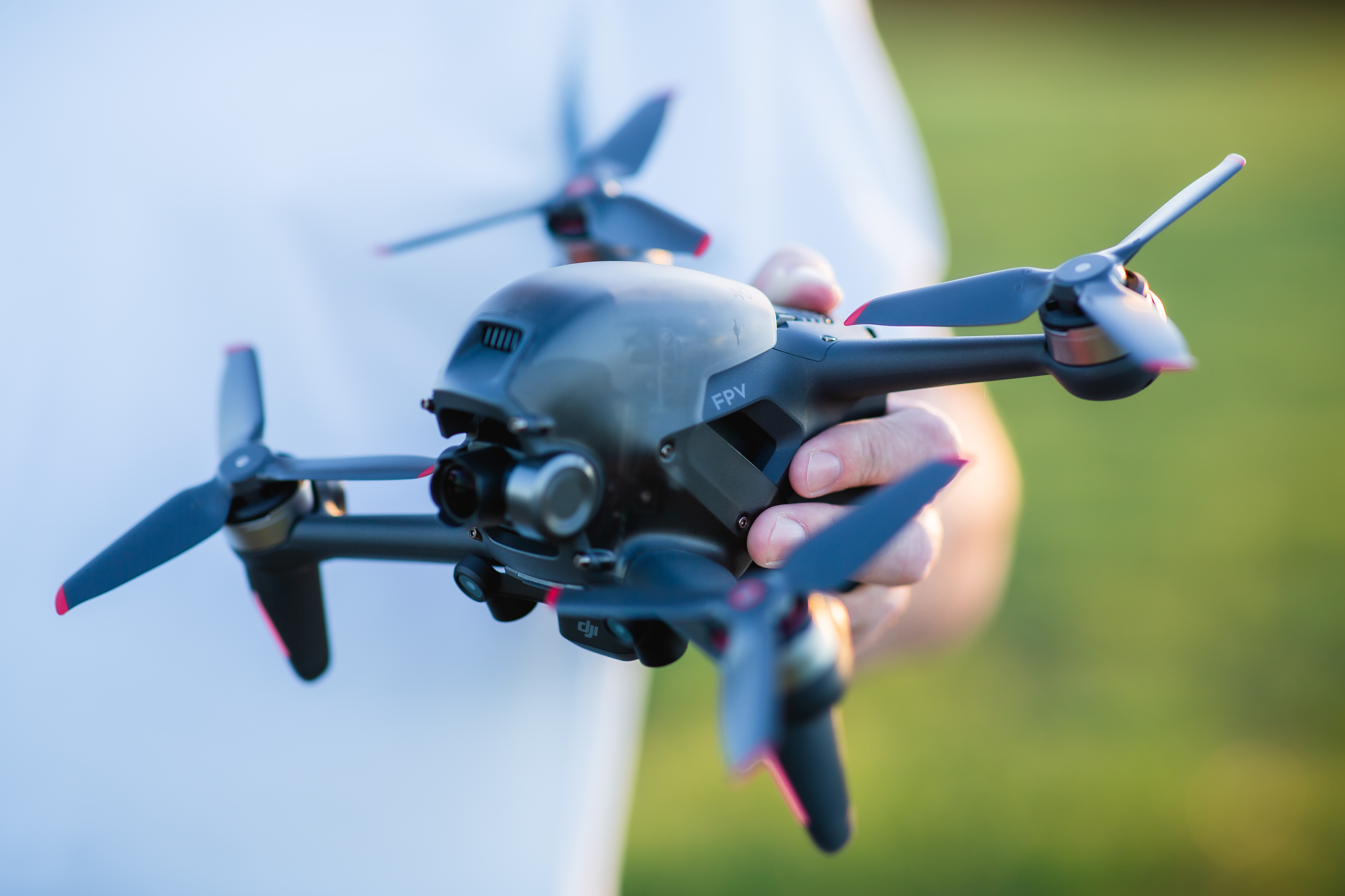 review dji fpv drone