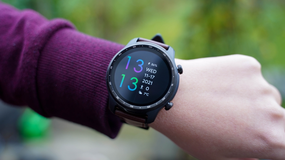 Mobvoi TicWatch Pro 3 Ultra 4G_LTE Smartwatch OLED LCD Wear OS Test Review
